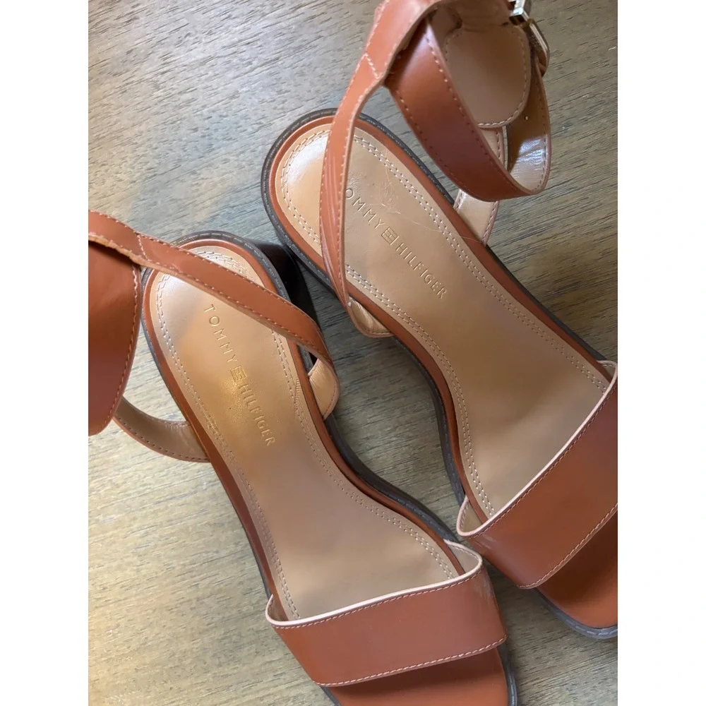 Tommy Hilfiger Tan Brown Ankle Strap Block Heel Square Toe Sandals